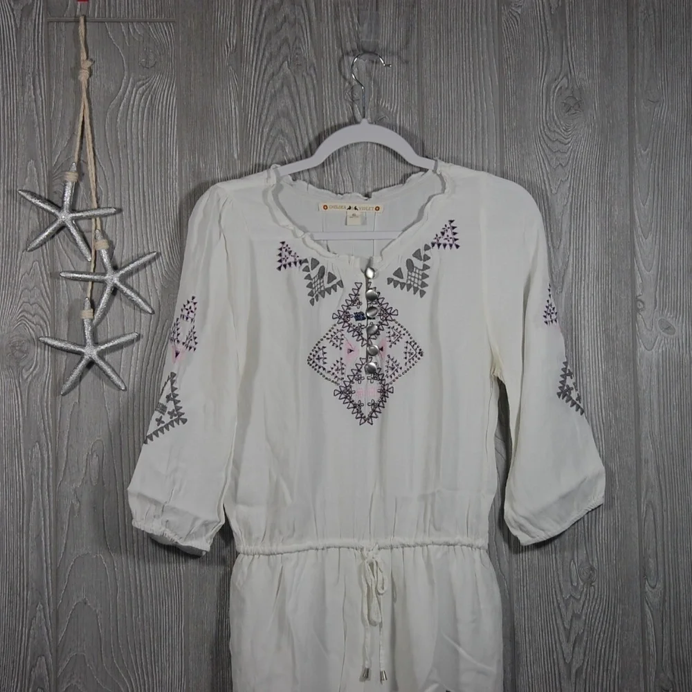 Chelsea & Violet Romper Size Small Embroidered White RJ044D44 - Picture 2 of 8